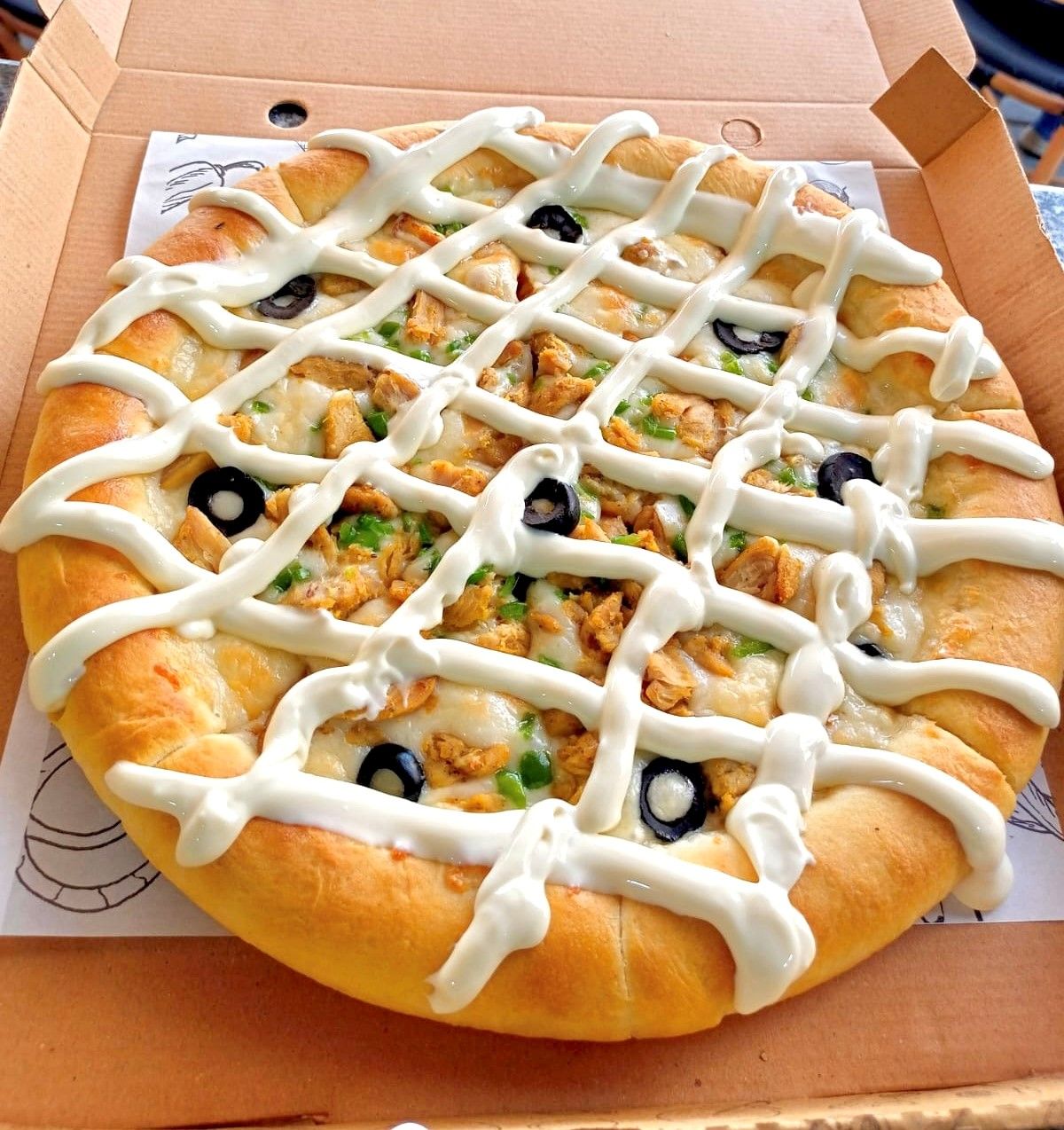 Chicken Creamy Pizza