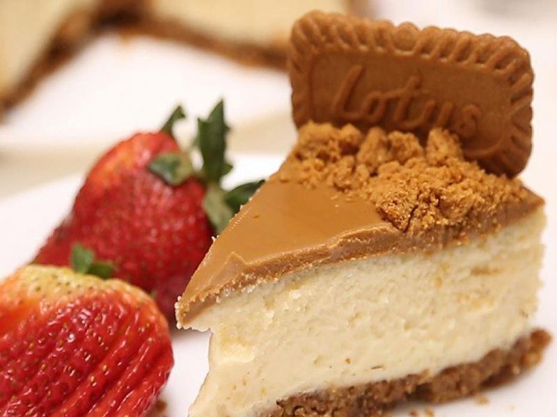 Lotus Cheesecake