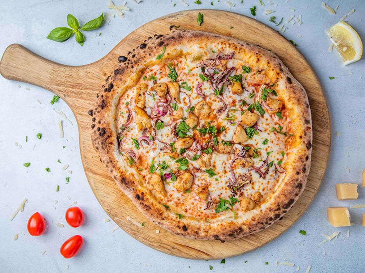 Chicken supreme pizza