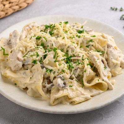 Chicken Fettuccine Alfredo