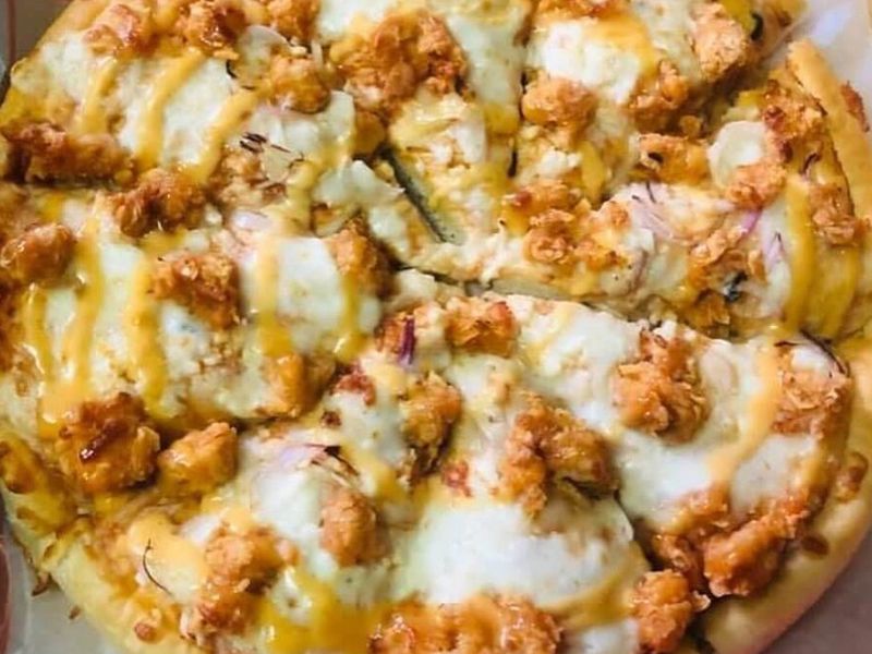 Chicken Crispy Pizza