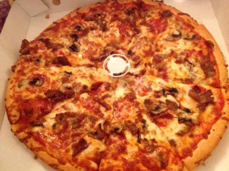 Meat Chili Pizza