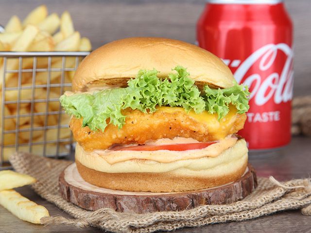 Cheese Chicken Burger