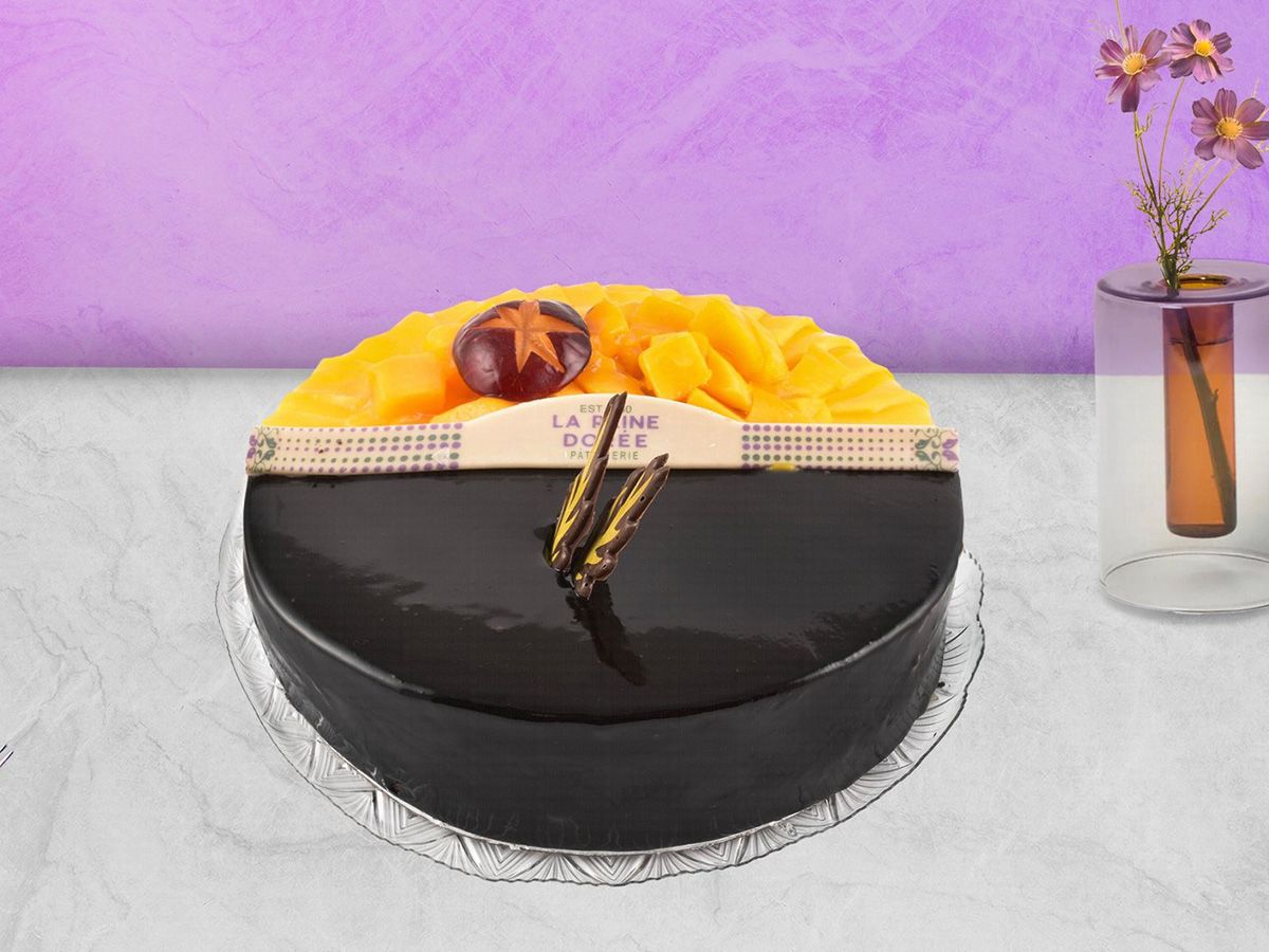 Half mango and half chocolate Torte 1 piece