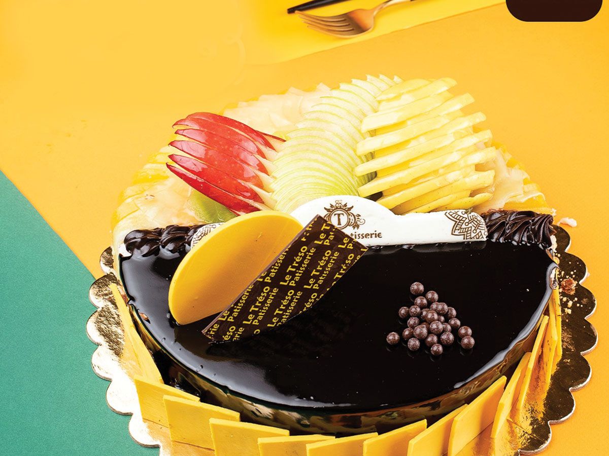 Half and half torte size 20