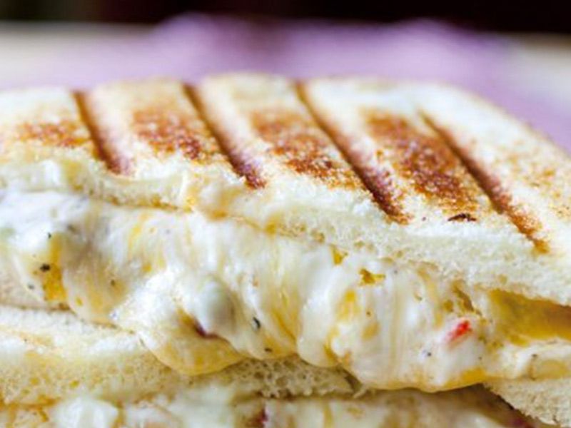 Mix Cheese Toast