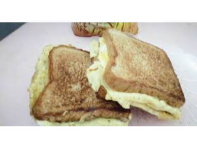 Mix Cheese And Eggs Toast