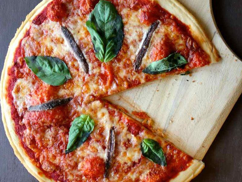 Tuna Pizza