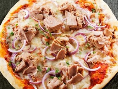 Tuna Pizza