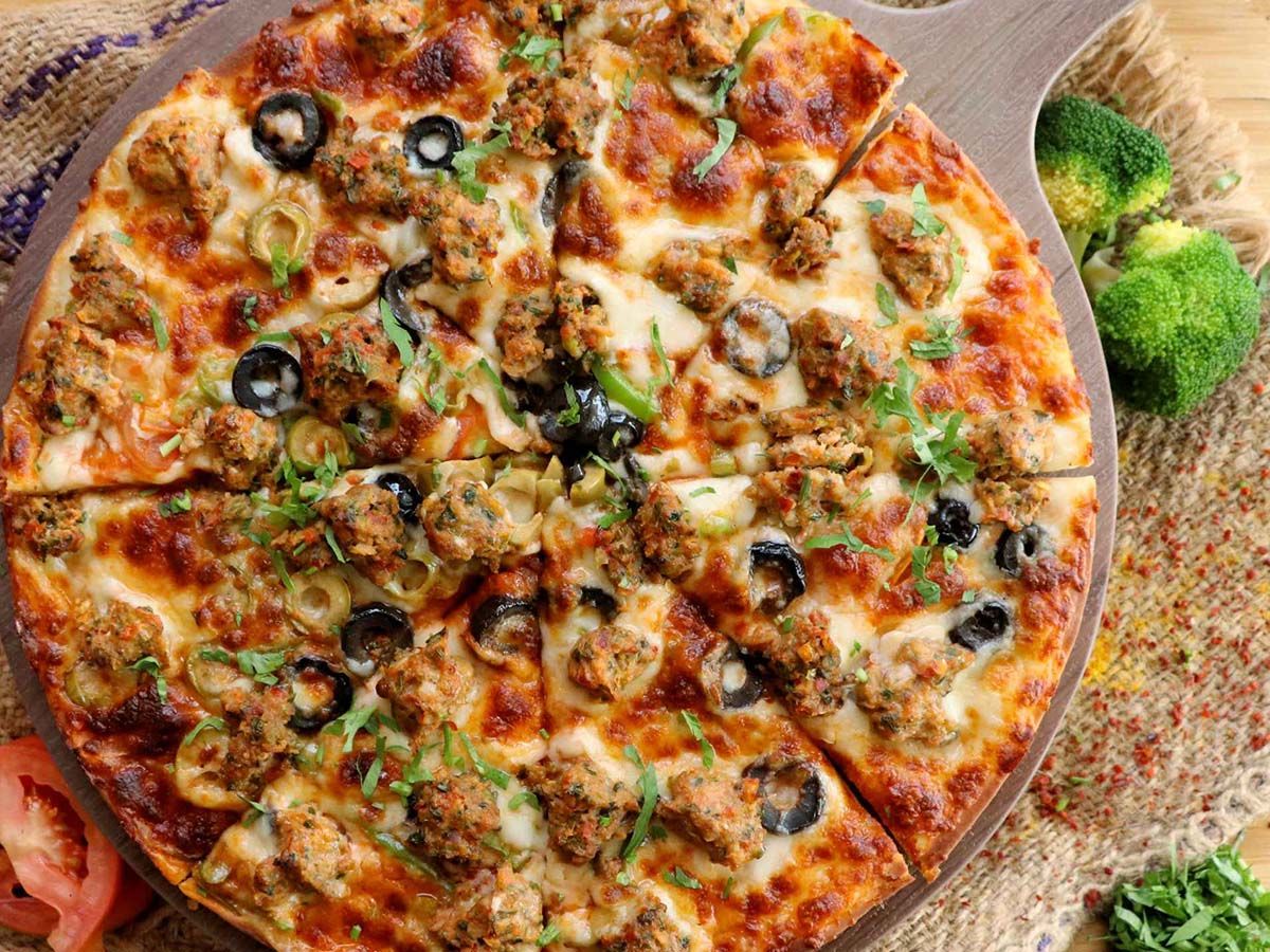 Classic Tuna Pizza