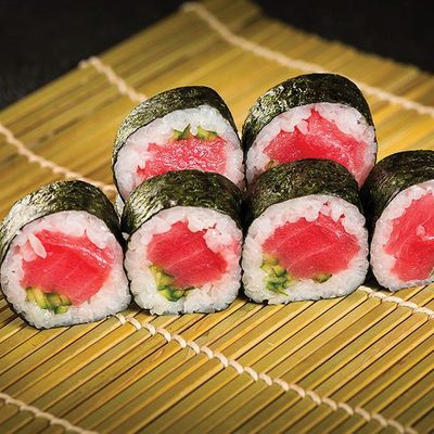 Tuna maki roll 6 pieces