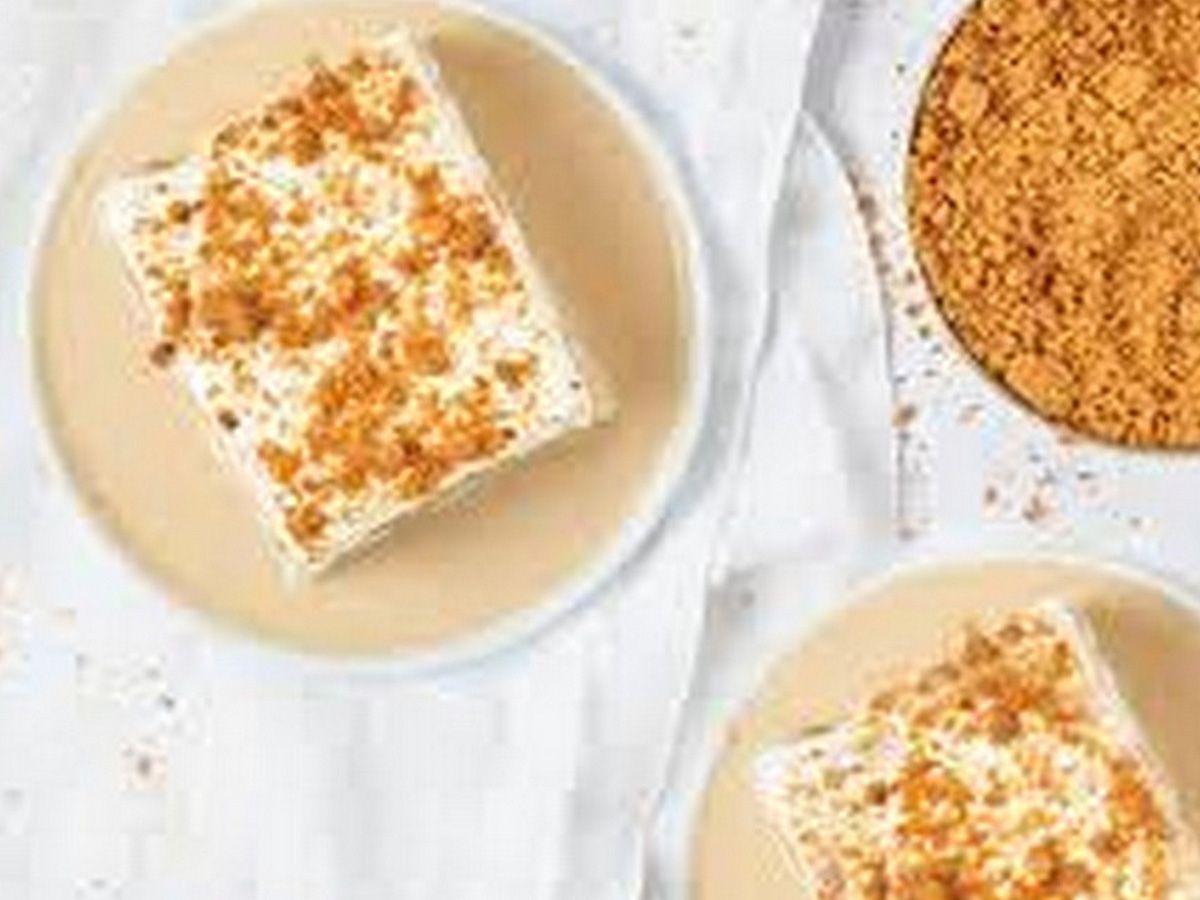 tres leche Lotus