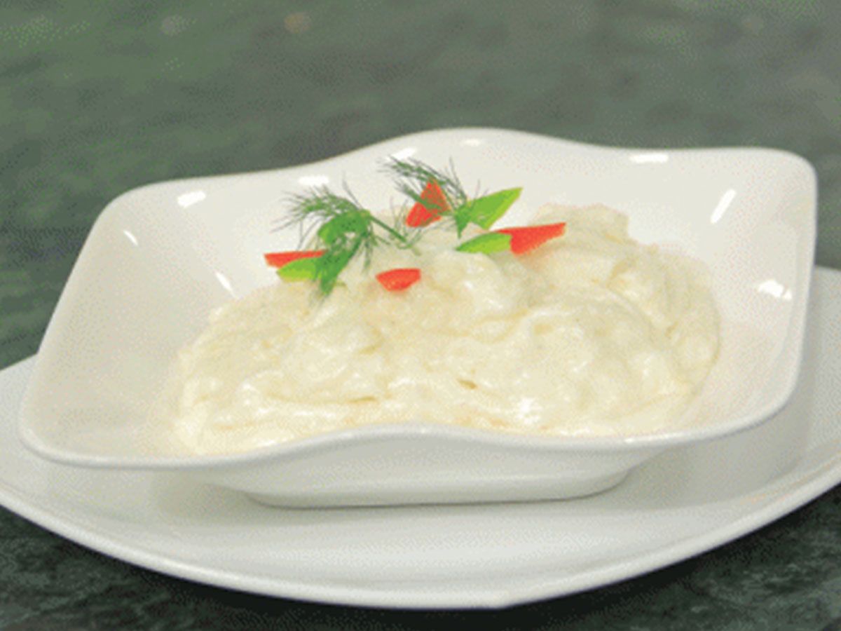 Garlic dip platter