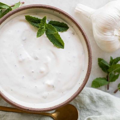 Garlic dip