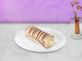 White rolls Gateau