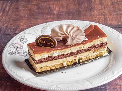 Romantic Gateau