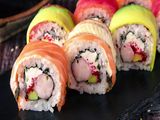 Spicy Salmon Gunkan
