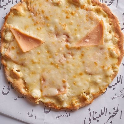 Cheese with smoked turkey Manoucheh