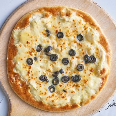 Cheese with olives Manoucheh