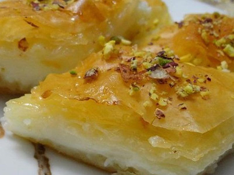 Golash With Cream Tray