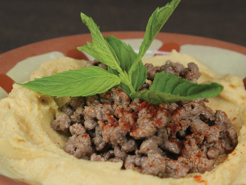 Hummus With meat