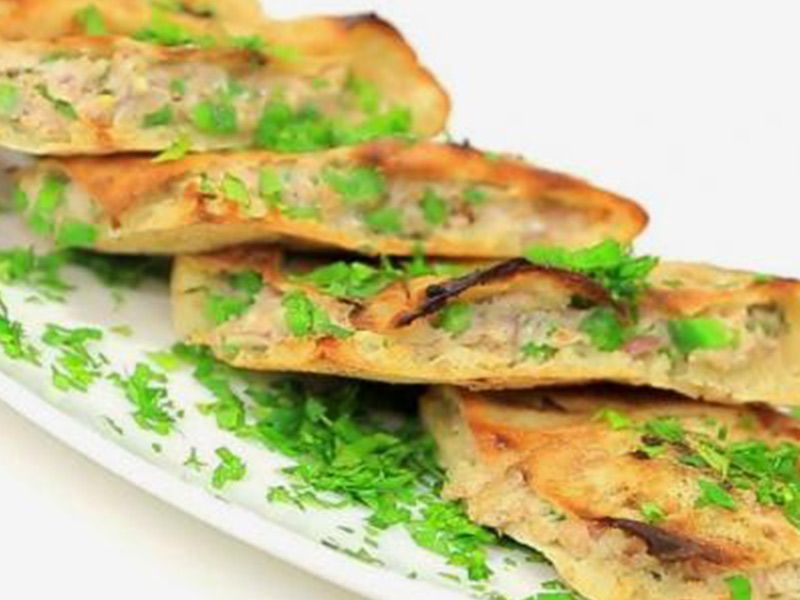 Charcoal Grilled Chicken Hawawshi