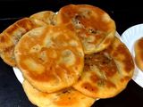 Hawawshi with khalta and olives