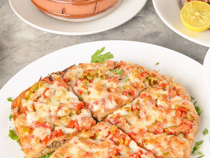 Pizza Hawawshi