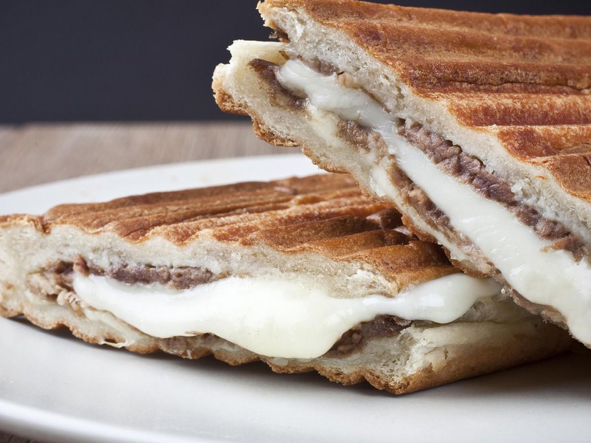 Roumi Cheese Hawawshi
