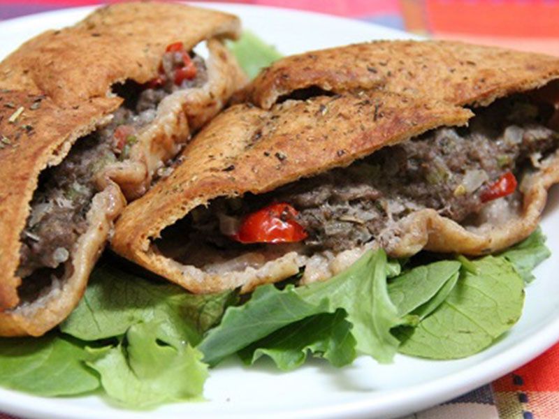 Oriental Sausage With Cheese Hawawshi