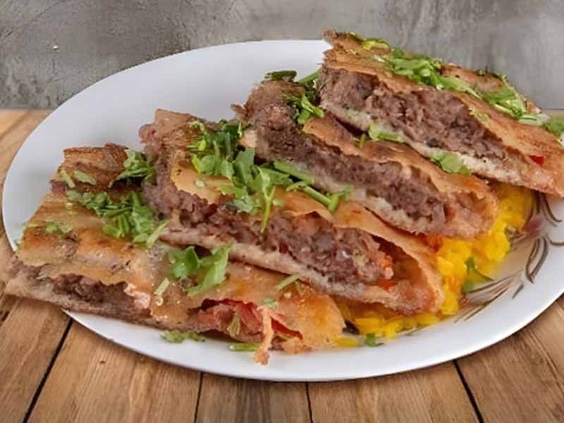 Meat With Tarb Hawawshi