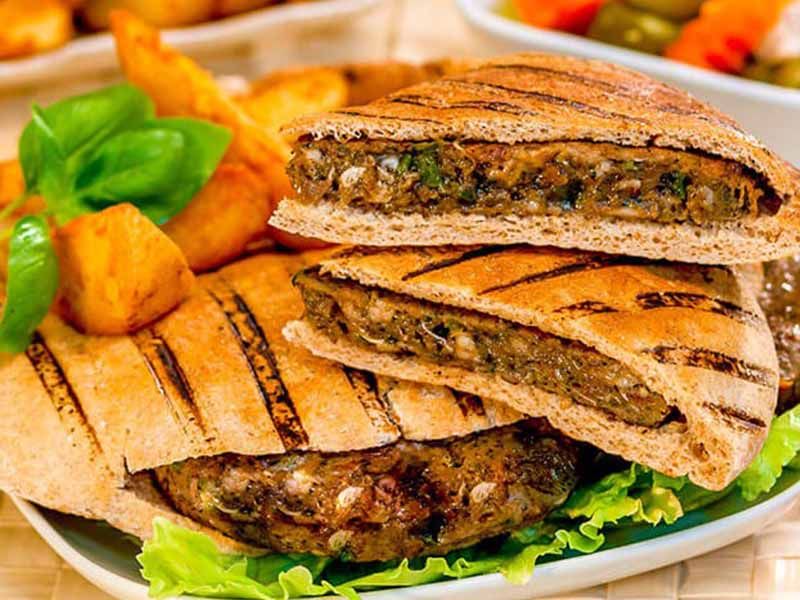 Meat With Mozzarella Cheese And Cheddar Cheese Hawawshi