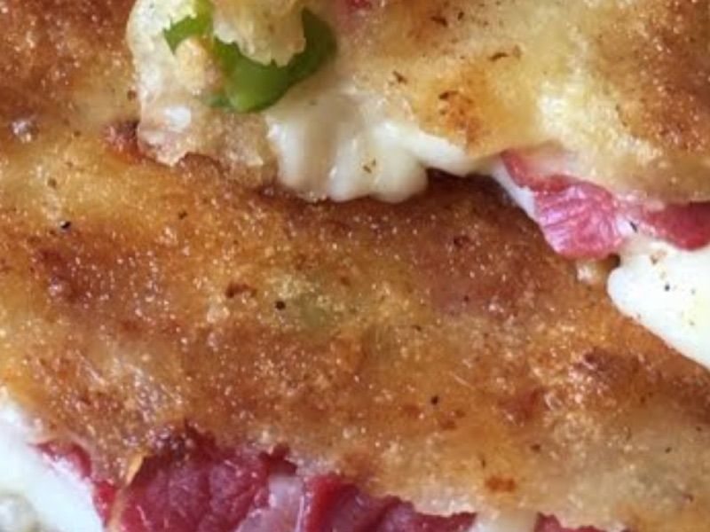 Special Pastrami And Cheese Hawawshi