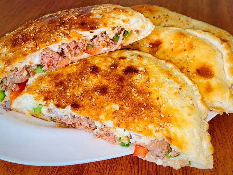 Hawawshi With Cheese And Oriental Sausage Loaf