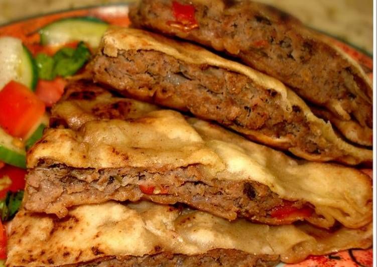 Charcoal Grilled Chicken Hawawshi