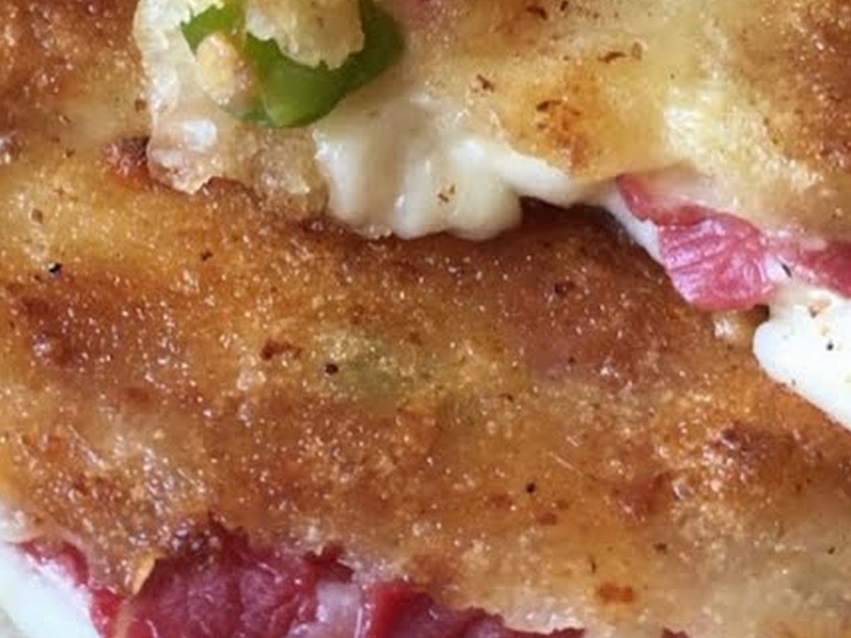 Pastrami cheddar meat Hawawshi