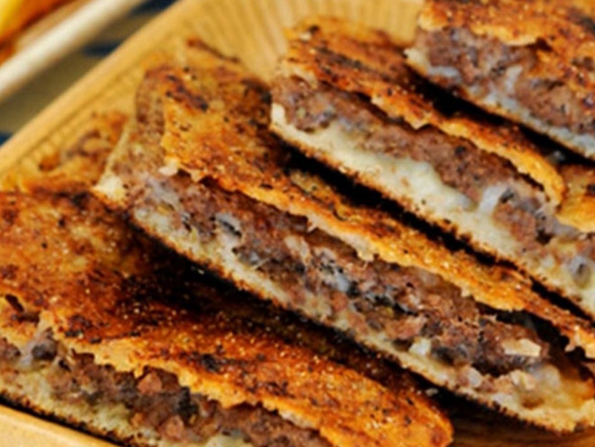 Mozzarella Hawawshi