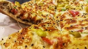 Mix Meat Hawawshi With Pizza Topping