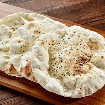خبز مخبوز بالفرن