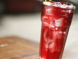 Iced peach tea