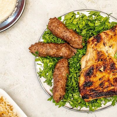Quarter chicken , a quarter of Kanduz kofta , rice
