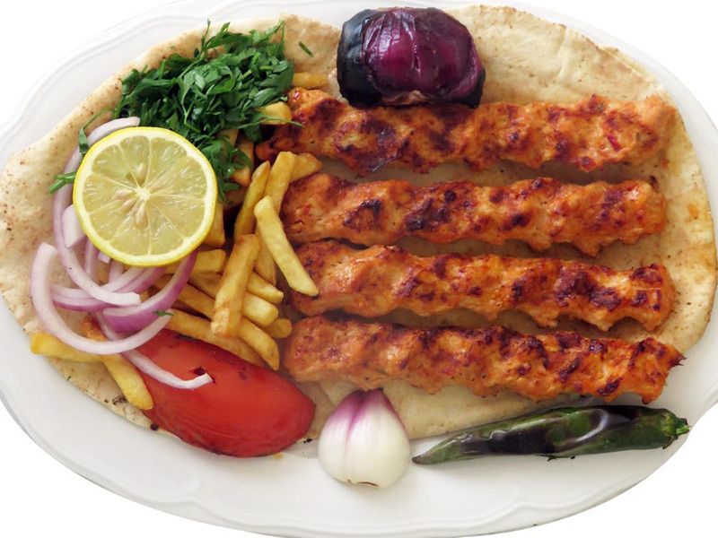 1/4 Kilo Kofta And 1/4 Kilo Shish Tawook Meal