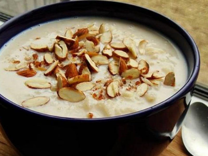 Rice Pudding With Oreo And Kitkat