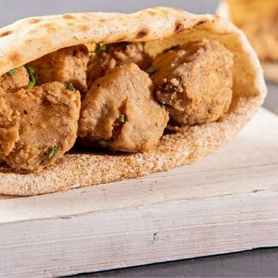 مخ محلي رغيف بنصفين