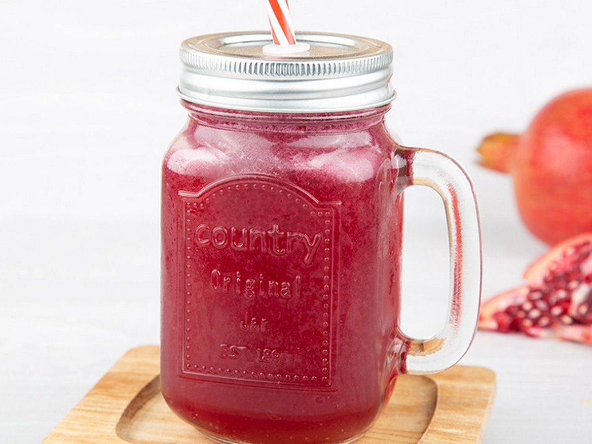 Fresh Pomegranate Seeds Juice