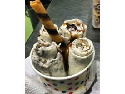 Ice Cream Roll With Cappuccino