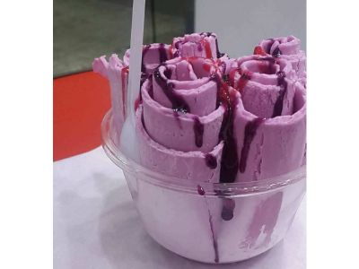 Ice Cream Roll With Gum