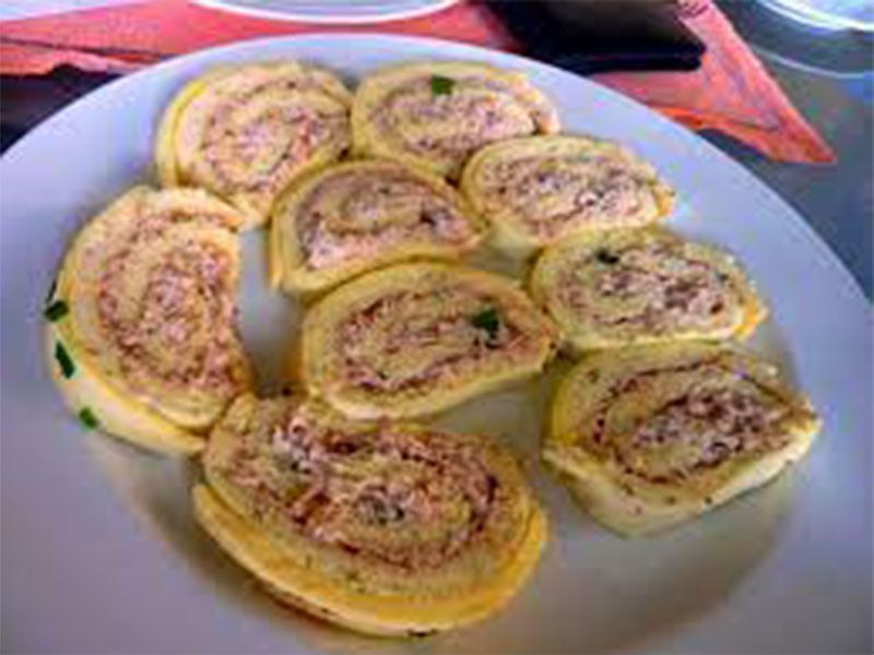 Tuna Roll Pizza