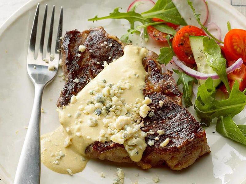 Rib Eye Steak With Blue Cheese Sauce Platter