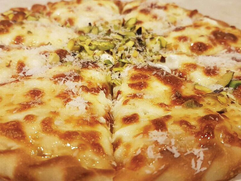 Roquefort Mozzarella Pie